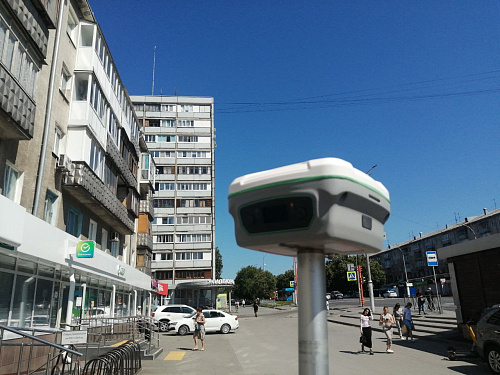 RGK SR1 - GNSS/GPS приемник