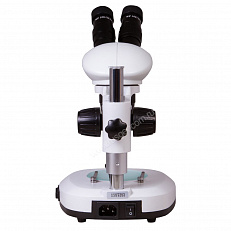 Микроскоп Levenhuk 4ST в работе